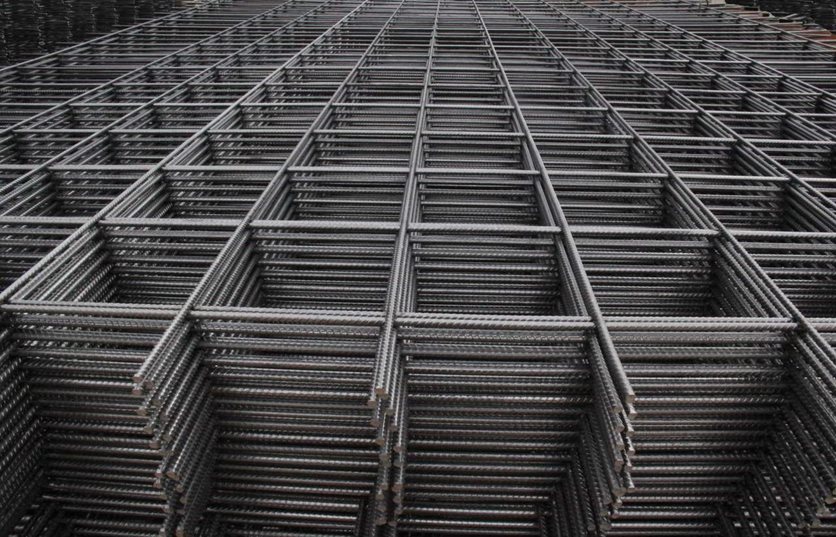 Welded Wire Mesh Thickness 4mm, Overall Size 2x5 meter, Mesh Width