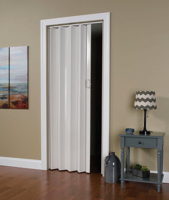 36X80 F Wht Folding Door